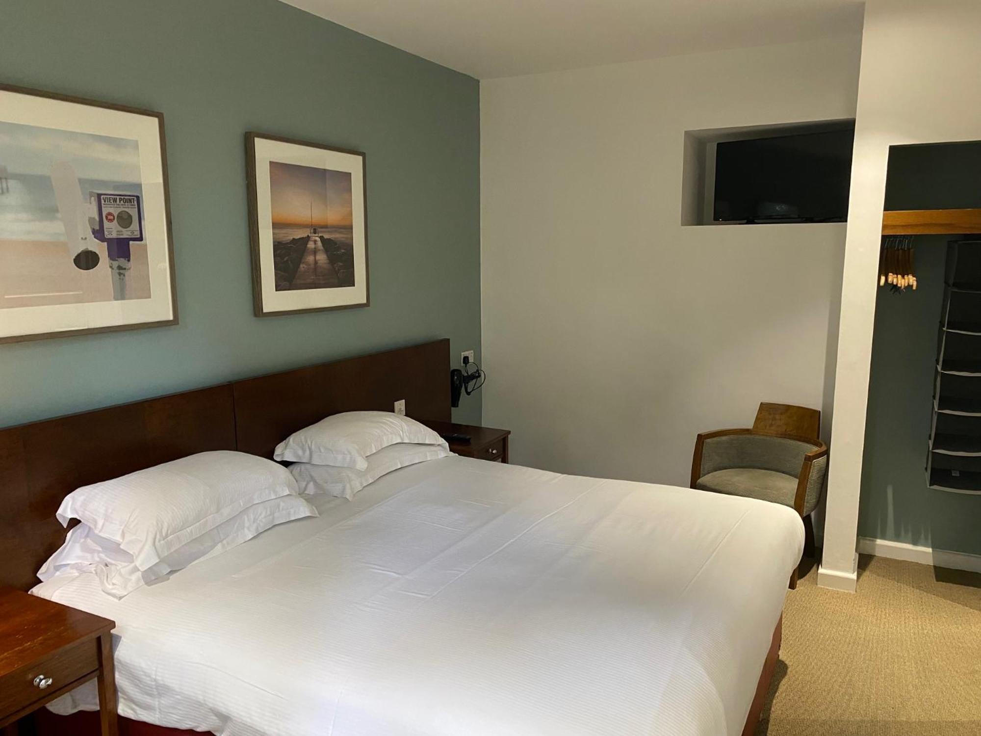 The Lodge At Meyrick Park Bournemouth Bagian luar foto